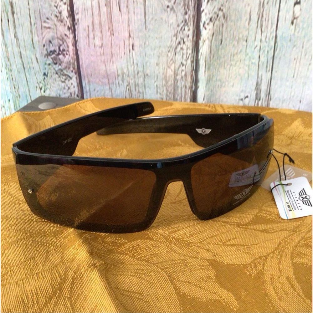 NWT X EYEWEAR 100% UV Protection Black Frames Smokey Brown Lenses NEW Unisex☀️🌞